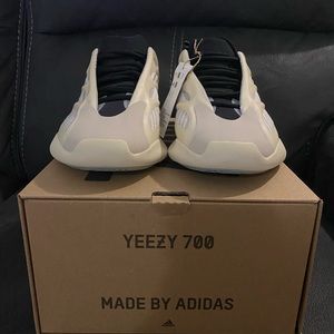 Adidas Yeezy 700 V3 Azael